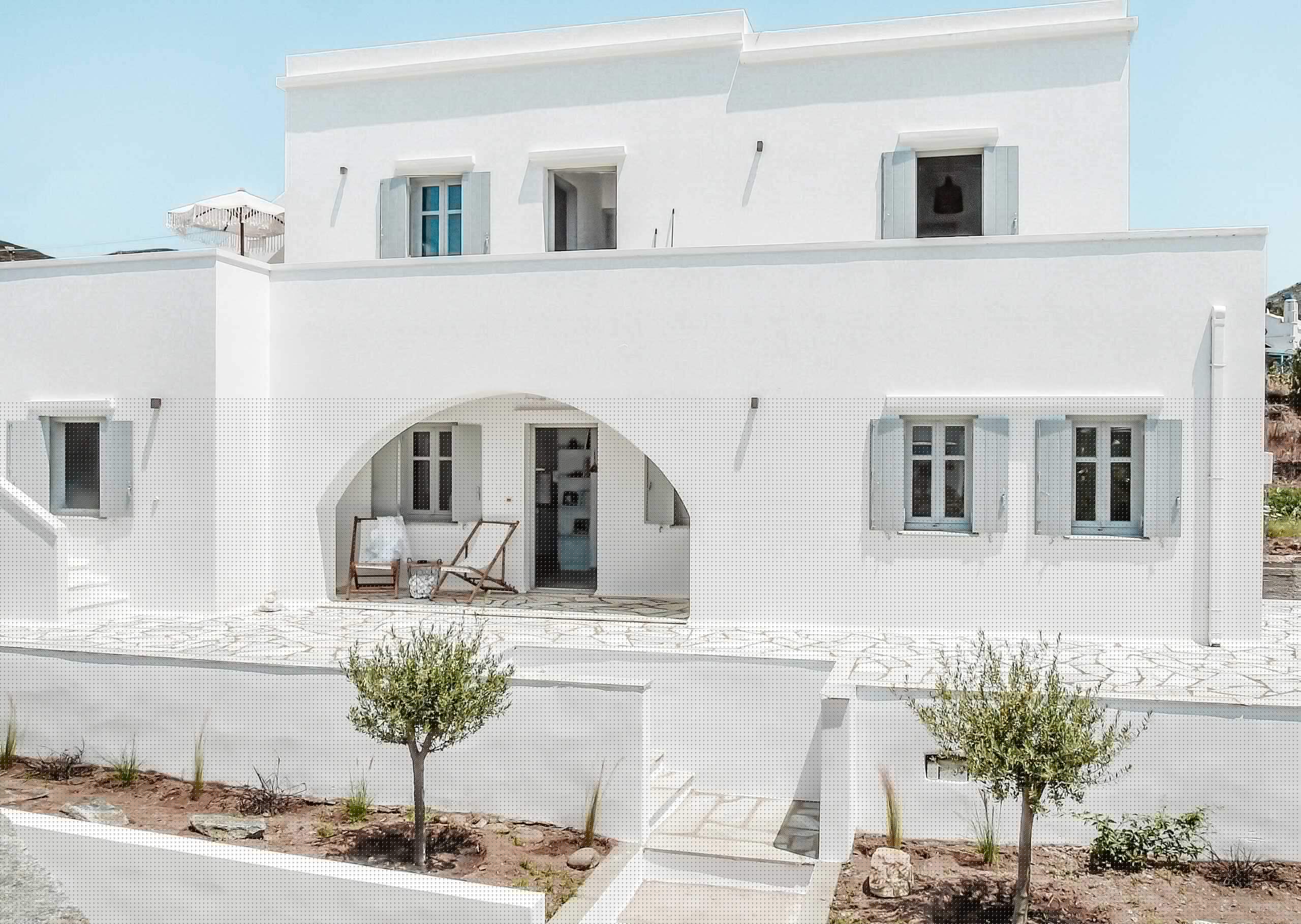Blanc Tinos whitewashed Cycladic apartment